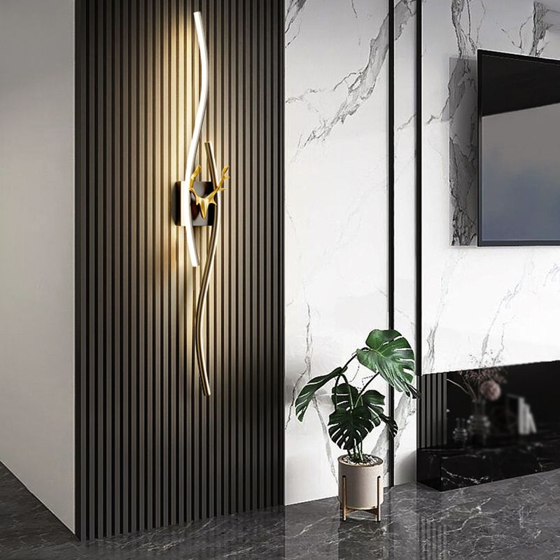Alana Minimalismo Lineare Onda Design LED Applique Metallo Oro Specchio Bagno