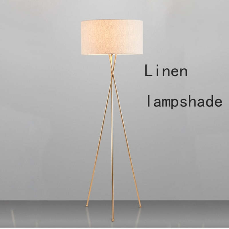 Baines Moderna LED Lampada da Terra Tessuto Bianco Treppiede Sala da Pranzo/Soggiorno/Camera da Letto